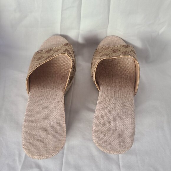 NEW wedge sandals - Picture 3 of 5